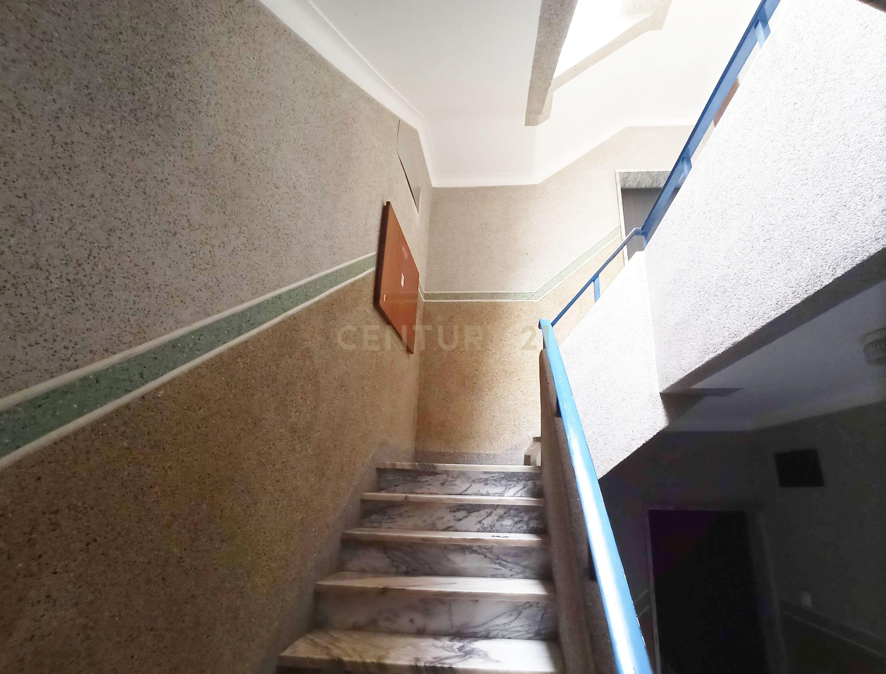 Fotografia 4 de T2 renovado, no bairro das Amoreiras em Setúbal