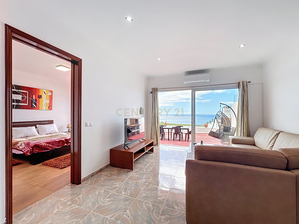 🏡 Moradia Única com Vista Mar — 3 Apartamentos | AL em Funcionamento | Feteiras, Ponta Delgada - Image 69