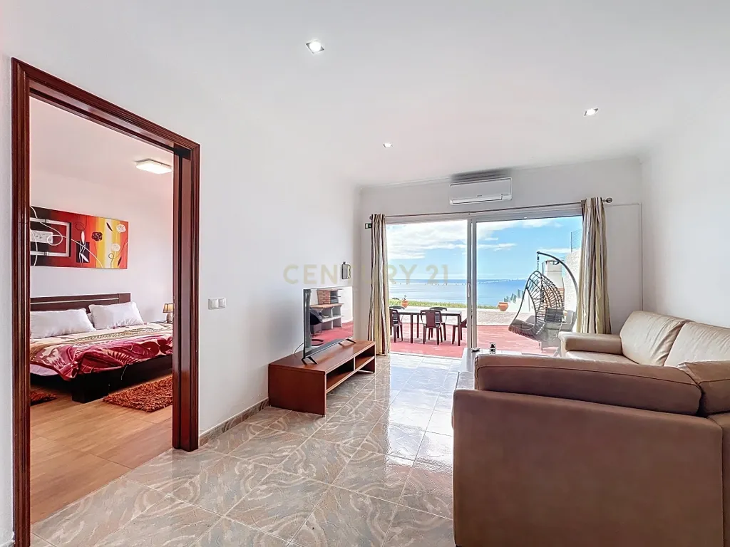 🏡 Moradia Única com Vista Mar — 3 Apartamentos | AL em Funcionamento | Feteiras, Ponta Delgada - Image 69