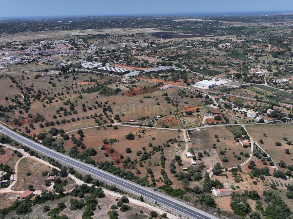 Terreno rústico localizado em Gateiras em Tunes, com uma área total de 14880m². - Image 17