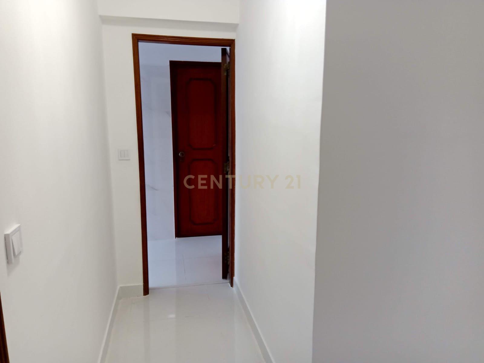 Fotografia 11 de Apartamento T3 Remodelado em Palmela – Espaço, Conforto e Luminosidade