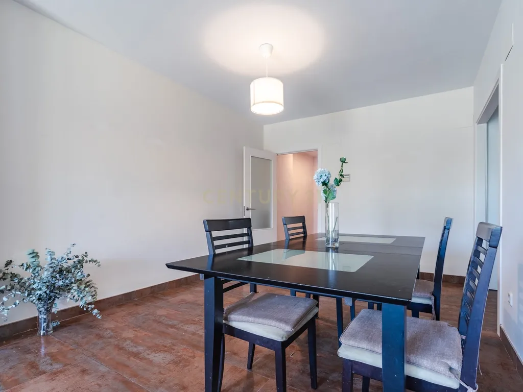 Apartamento amplo de 3 quartos no coração de Vendrell - Image 29