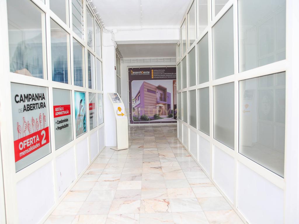 Prédio no Centro da Lourinhã - Image 10