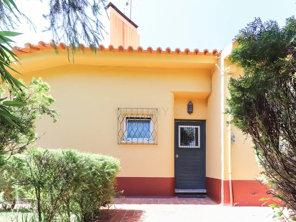 Moradia de 4 Quartos em Cascais e Estoril - Oportunidade Única - Image 46
