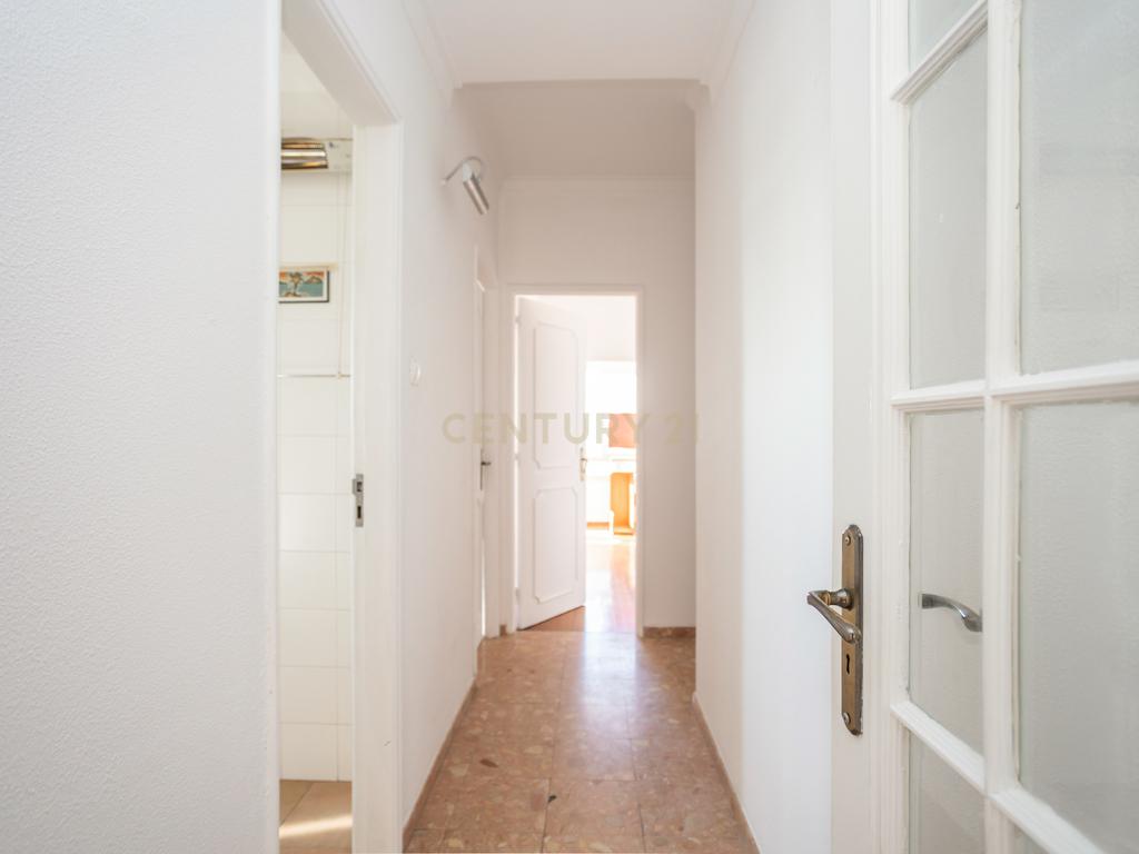Apartamento T3 em Almada com Excelente Localização - Image 24