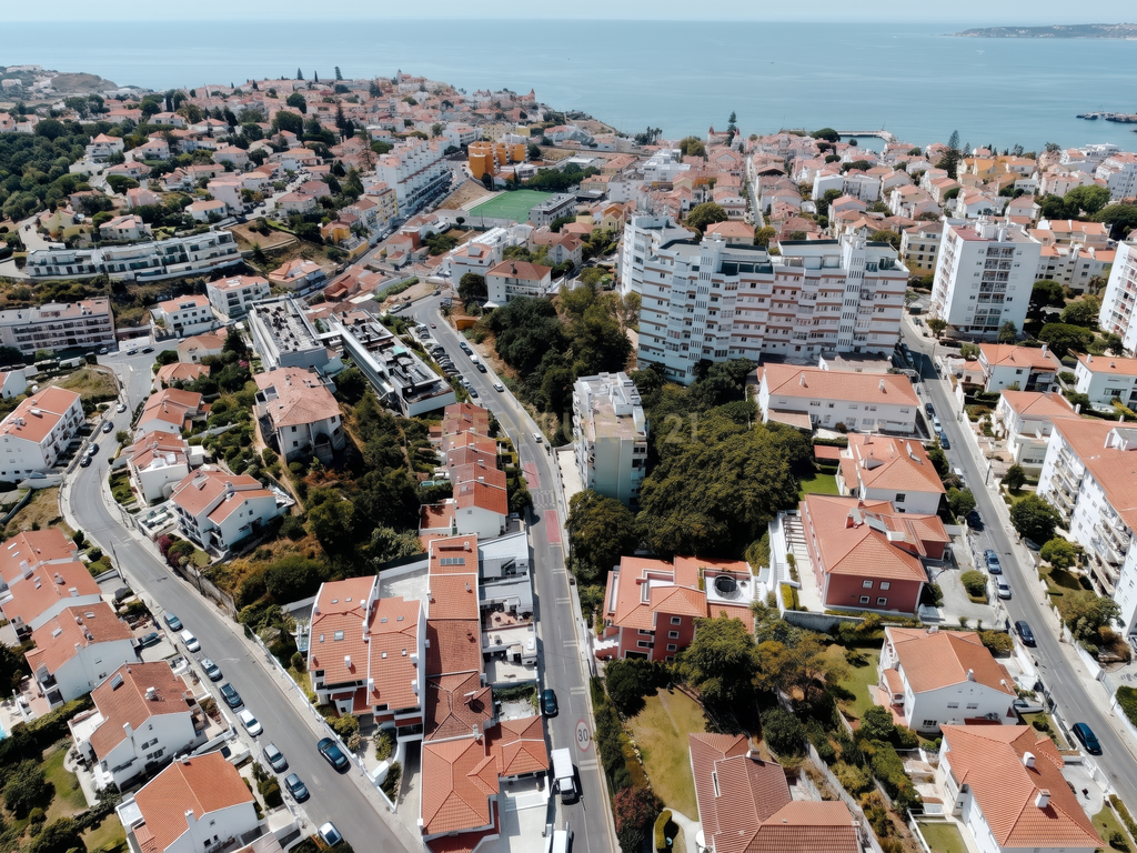 Apartamento T2 totalmente renovado em Cascais | Excelente oportunidade de investimento - Image 24