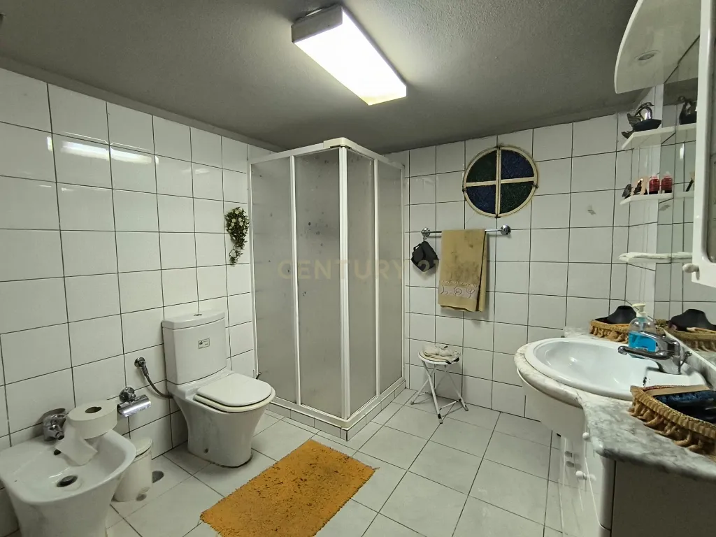 Moradia T3 para venda em Mós, Bragança - Image 9