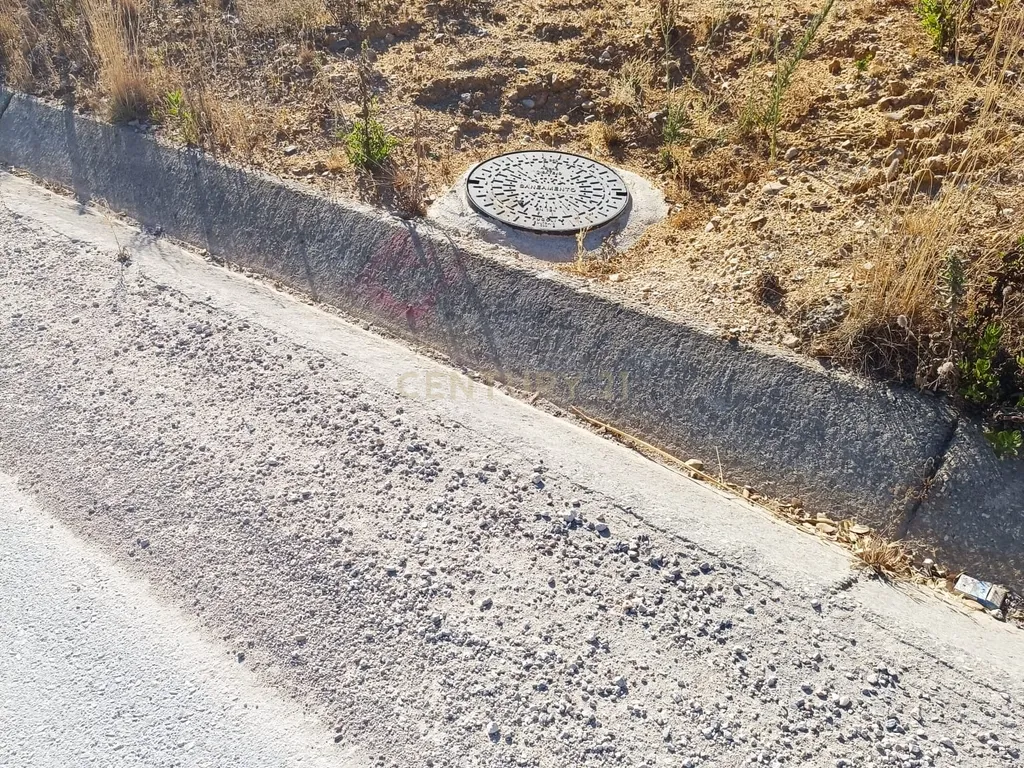 Terreno com Grande Potencial - Image 4
