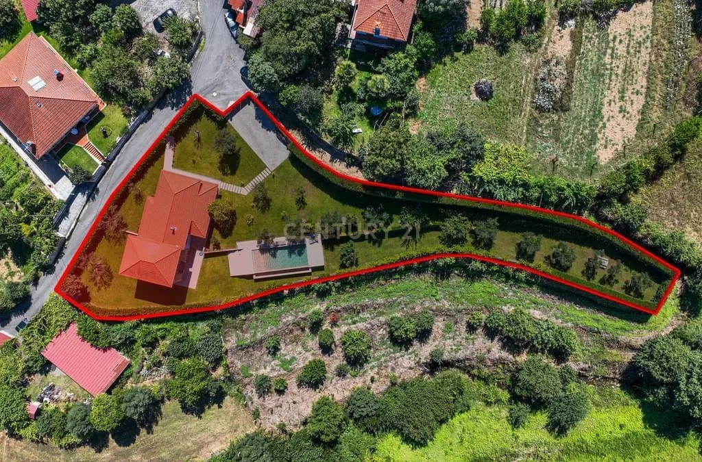 Exclusiva Moradia T4 com Piscina em Ponte de Lima - Image 24