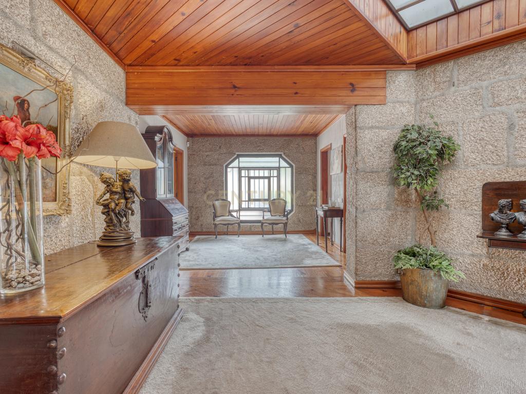 Herdade em Moreira de Cónegos – Moradia com 4 Frentes com Piscina 6 Hectares de terreno ideal para Organização de eventos, Alojamento local , boutique hotel etc - Image 51