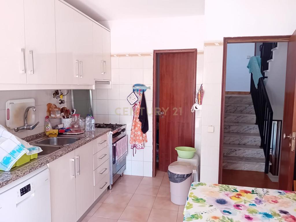 Moradia T2 com vista praia de Monte Clérigo | Aljezur - Image 8
