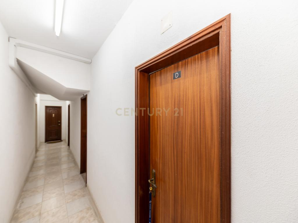 Apartamento T2 na Quinta da Carcereira - Sobreda  - Image 19