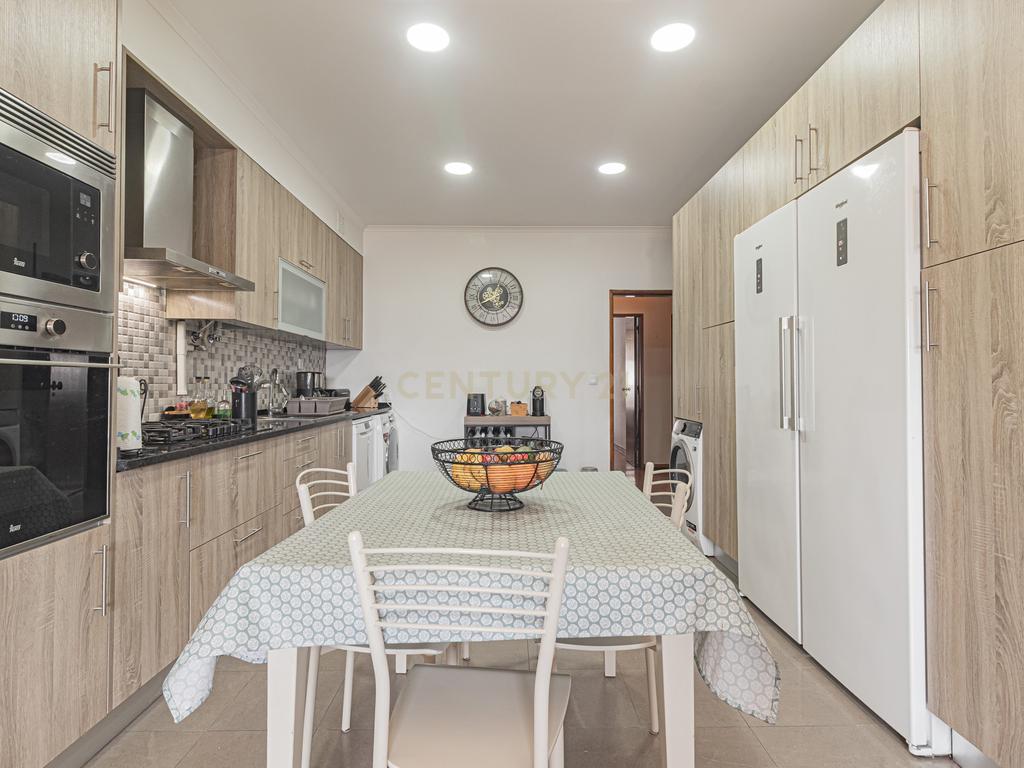 Moradia T4 em Afonseiro - Montijo - Image 50