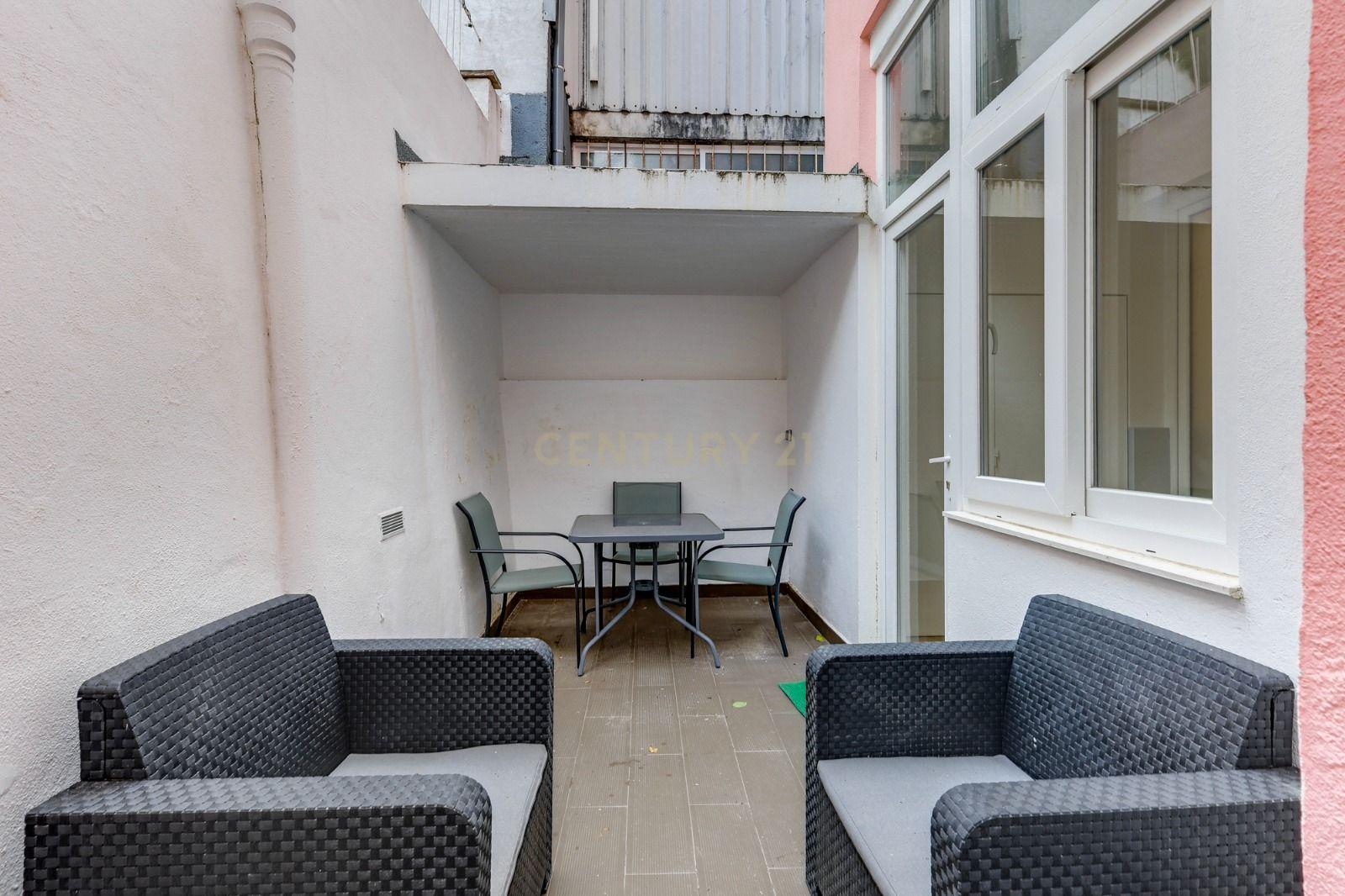 Fotografia 5 de Apartamento Renovado T2 em Campolide, Lisboa