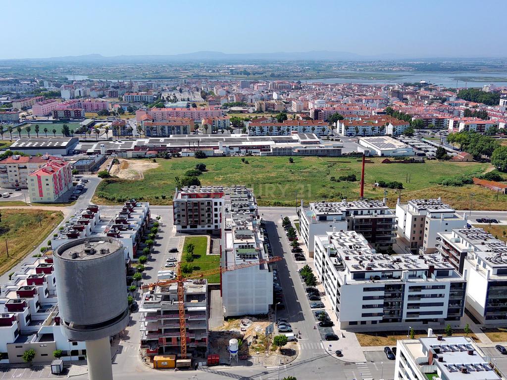 Terreno para construção de 186 fogos de habitação- Montijo  - Image 4
