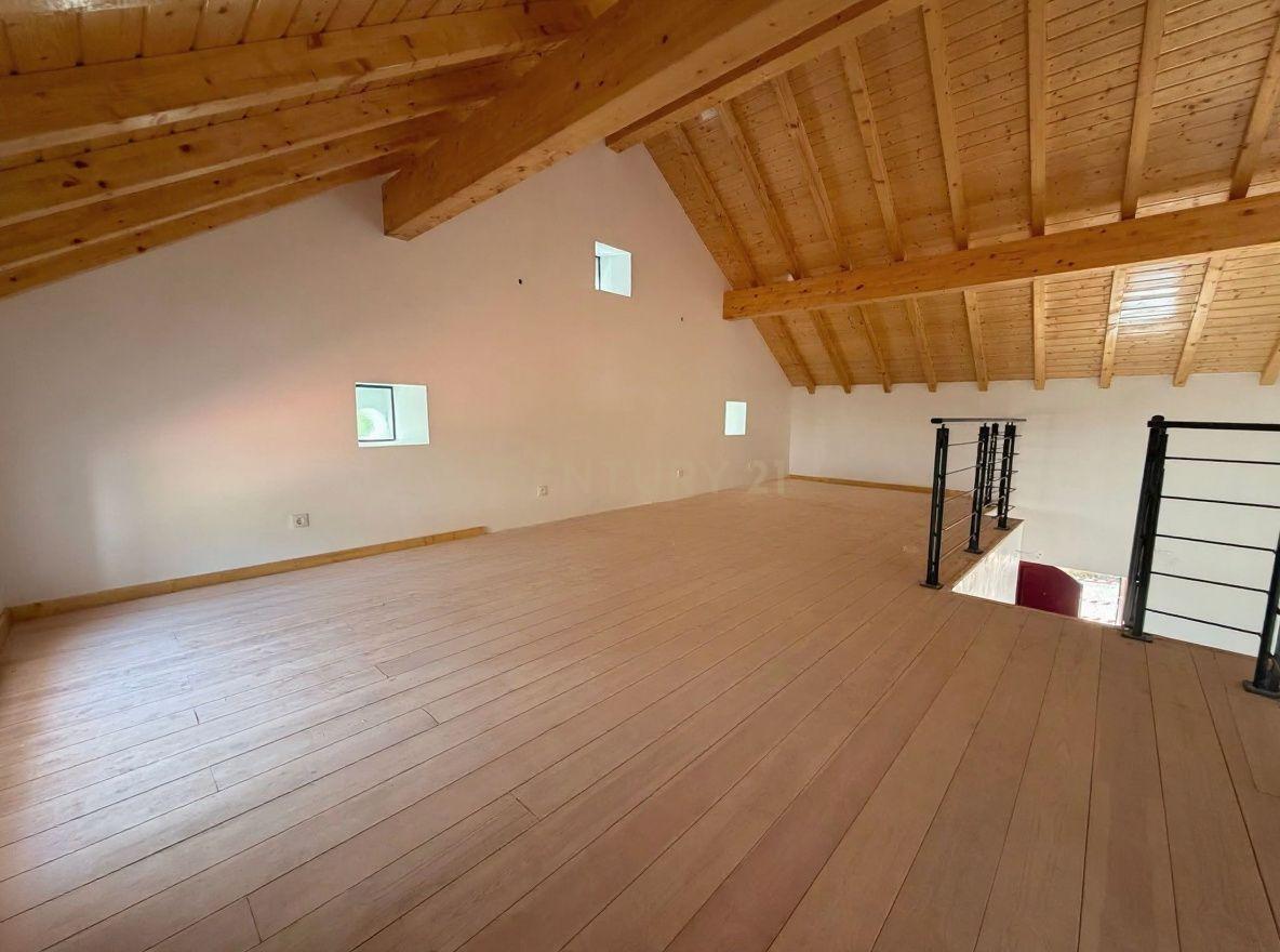 Fotografia 11 de Moradia totalmente remodelada em Avecasta, Ferreira do Zêzere, Santarém
