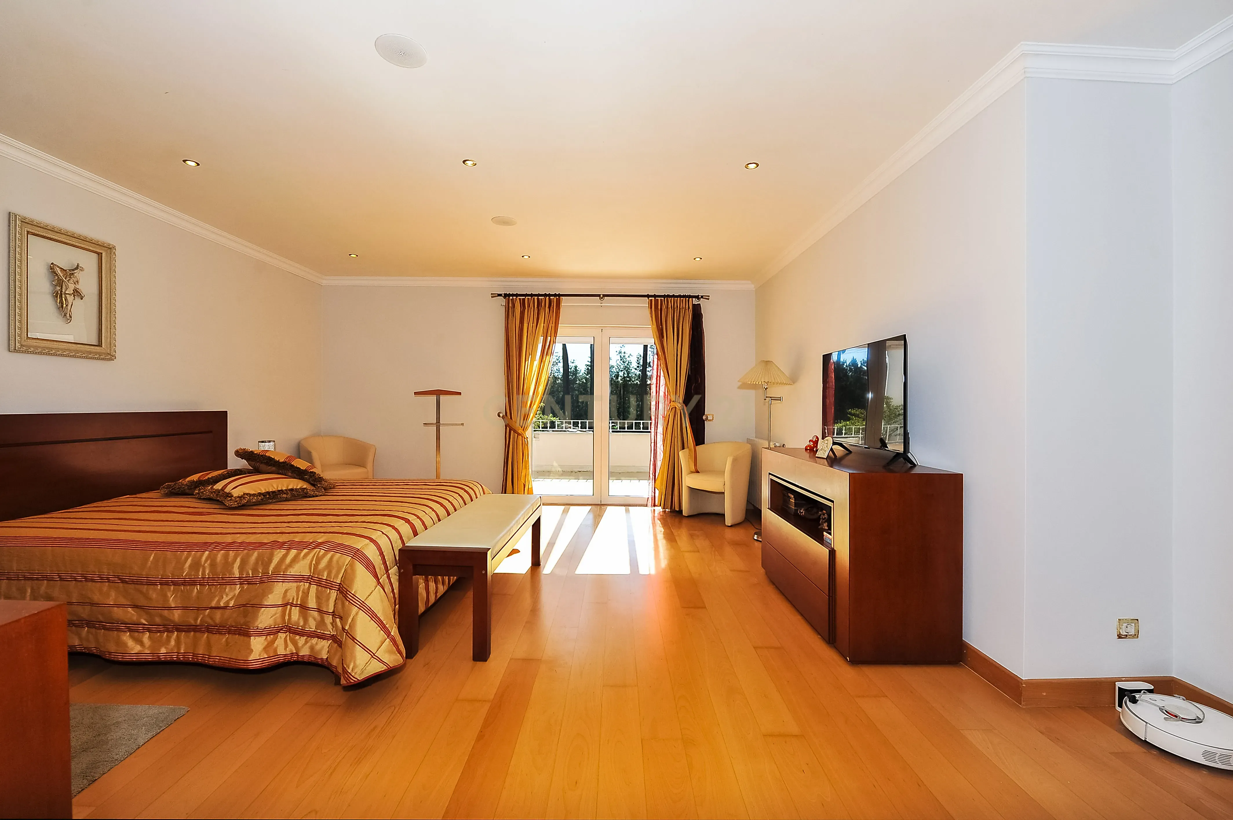 MORADIA T6 - EXELENTE INVESTIMENTO - Image 48