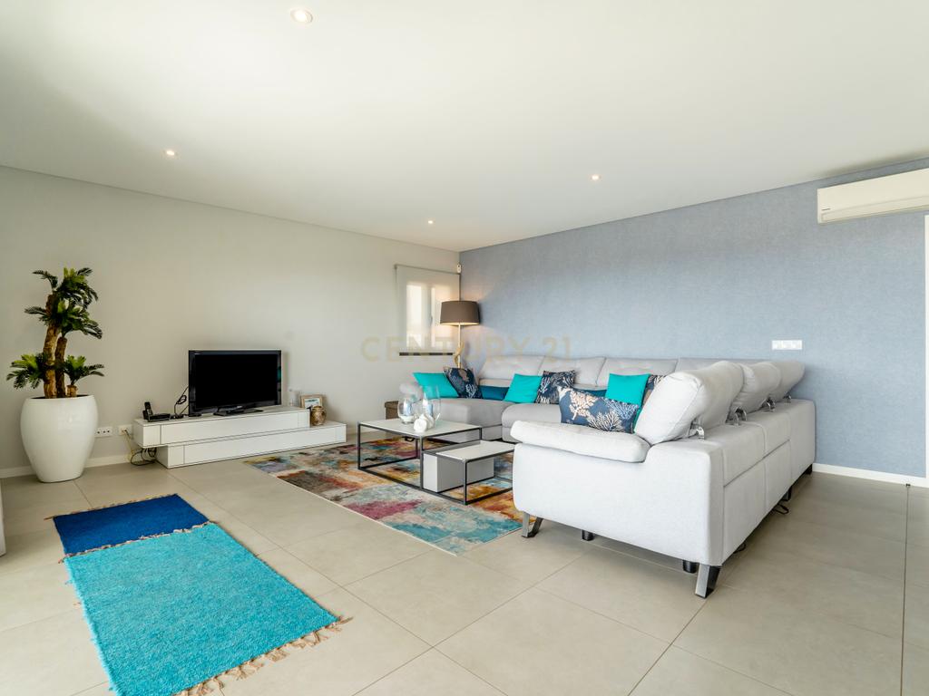 Luxuoso apartamento T2+1 com vista mar - Albufeira - Image 3