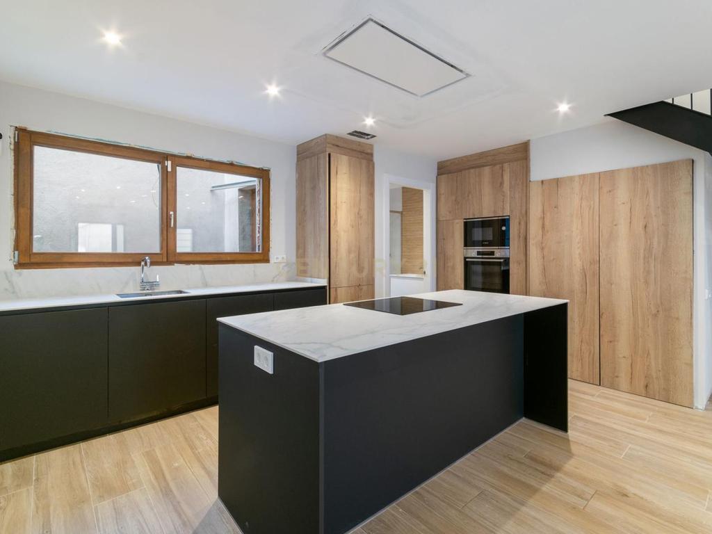  - Image 9