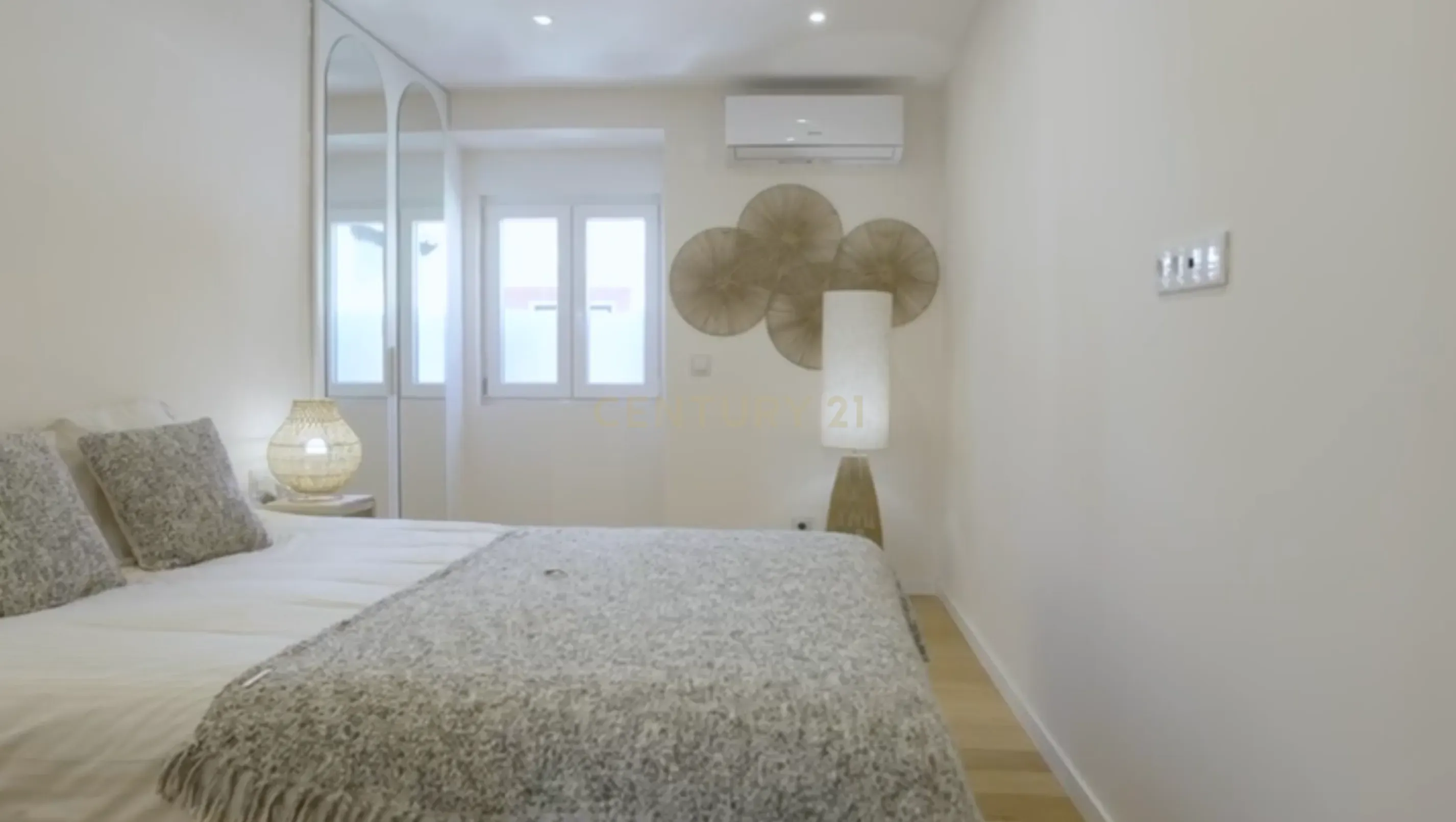 Apartamento T3 Duplex de luxo na Estrela, Lapa em Lisboa - Image 23