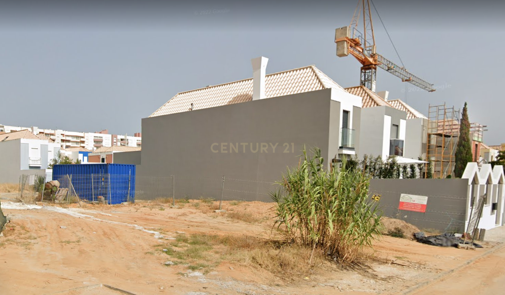 Lote na Urbanização Horta das Figuras com 224m2 para construção de moradia com Piscina - Faro - Image 6