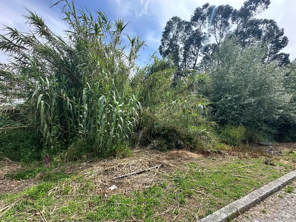 Terreno de construção com projeto aprovado em Pedroso, Vila Nova de Gaia, Porto - Image 3