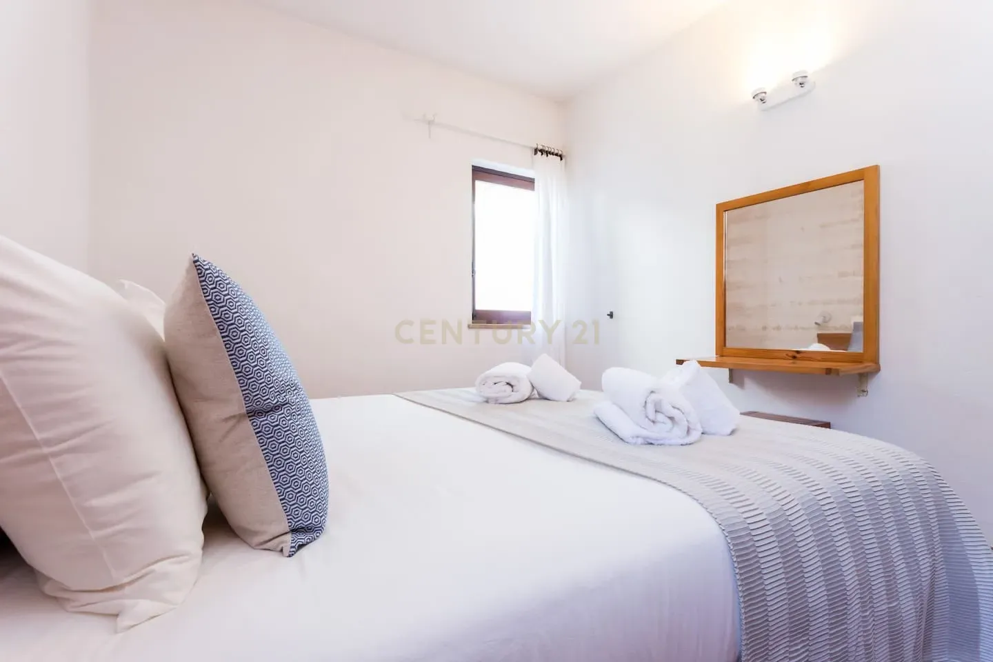 Fotografia 8 de Apartamento T2 na Luz, Lagos com Vista Mar e Jardim
