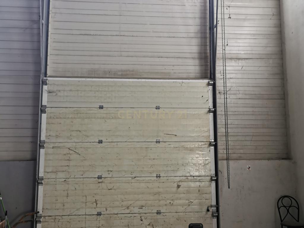 Armazém para venda no Carregado, com rendimento - Image 5