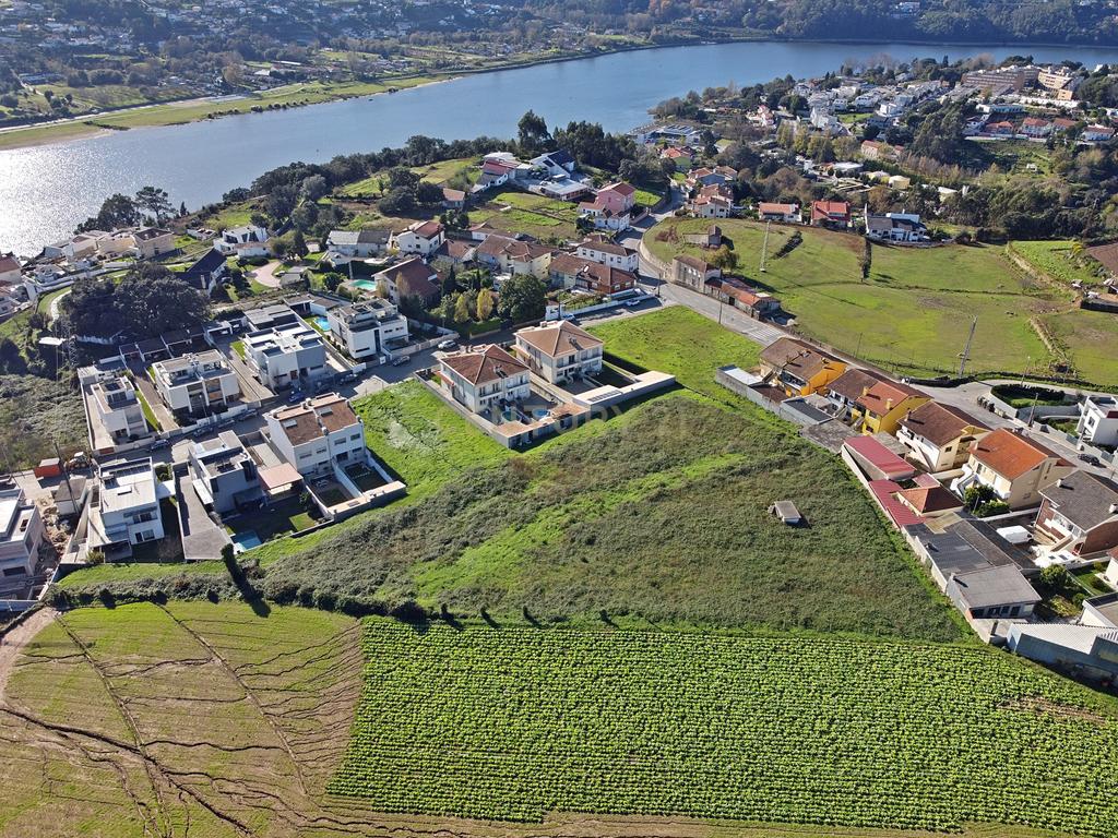 TERRENO COM VISTA RIO EM GONDOMAR COM PROJETO APROVADO PARA EMPREENDIMENTO TURISTICO.              TURISMO - Image 7