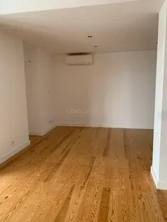 Apartamento T2 em condomínio fechado Monte Estoril - Image 5