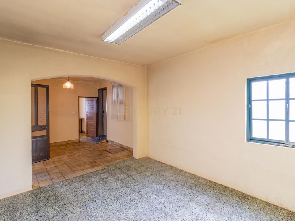 Moradia Isolada T3 em Arrimal, Porto de Mós – Com Terreno, Garagem e Anexos - Image 28