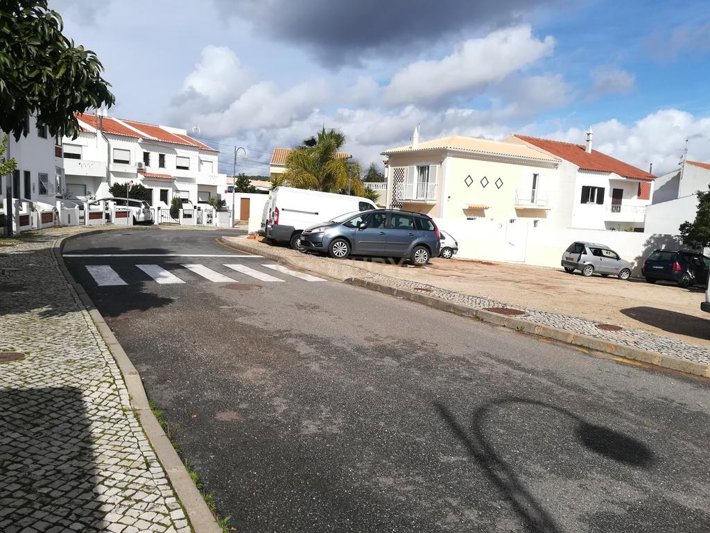 Vende-se ou permuta-se Lote de construção para prédio em S.B. Messines, Silves - Image 5