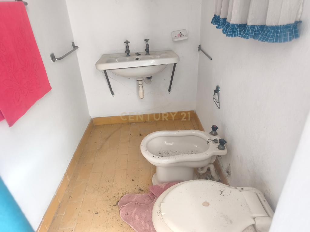 Espaçosa Propriedade para Recuperação em Elvas, Portalegre - Image 4