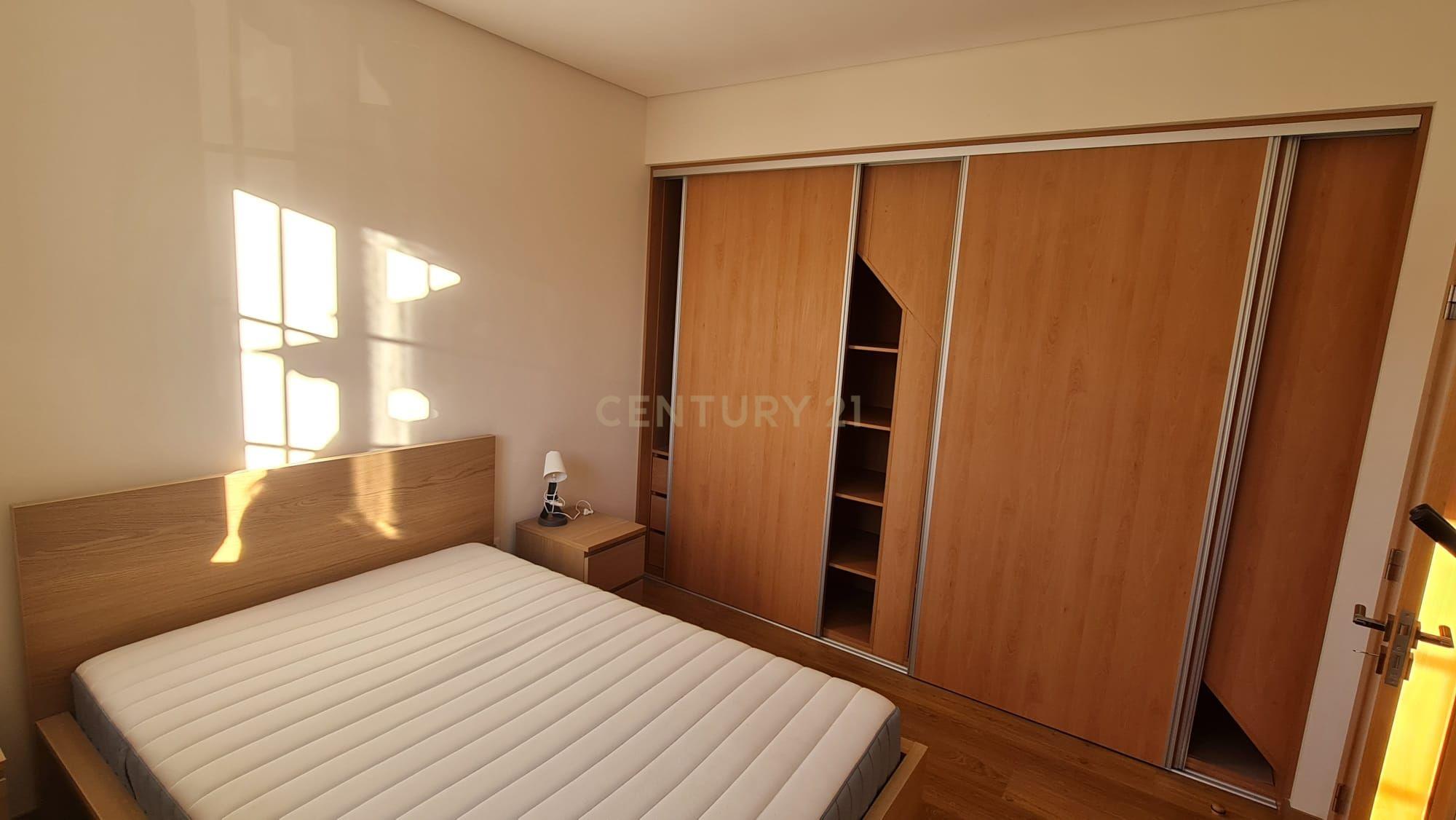 Fotografia 5 de Moradia T2 Totalmente Renovada no Emblemático Bairro Camões – Entroncamento