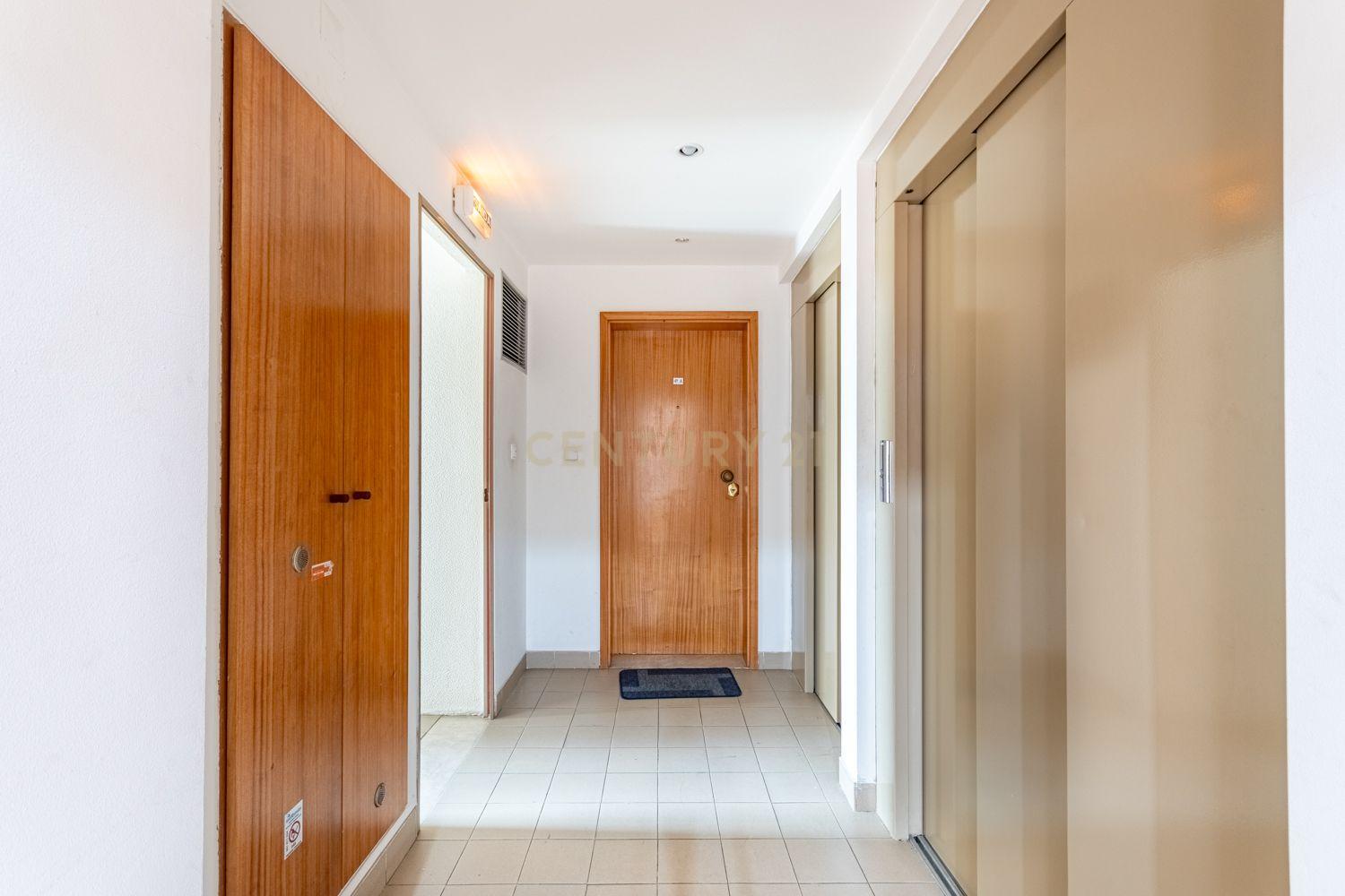 Fotografia 10 de Apartamento T0 no Monte da Caparica - Oportunidade Única