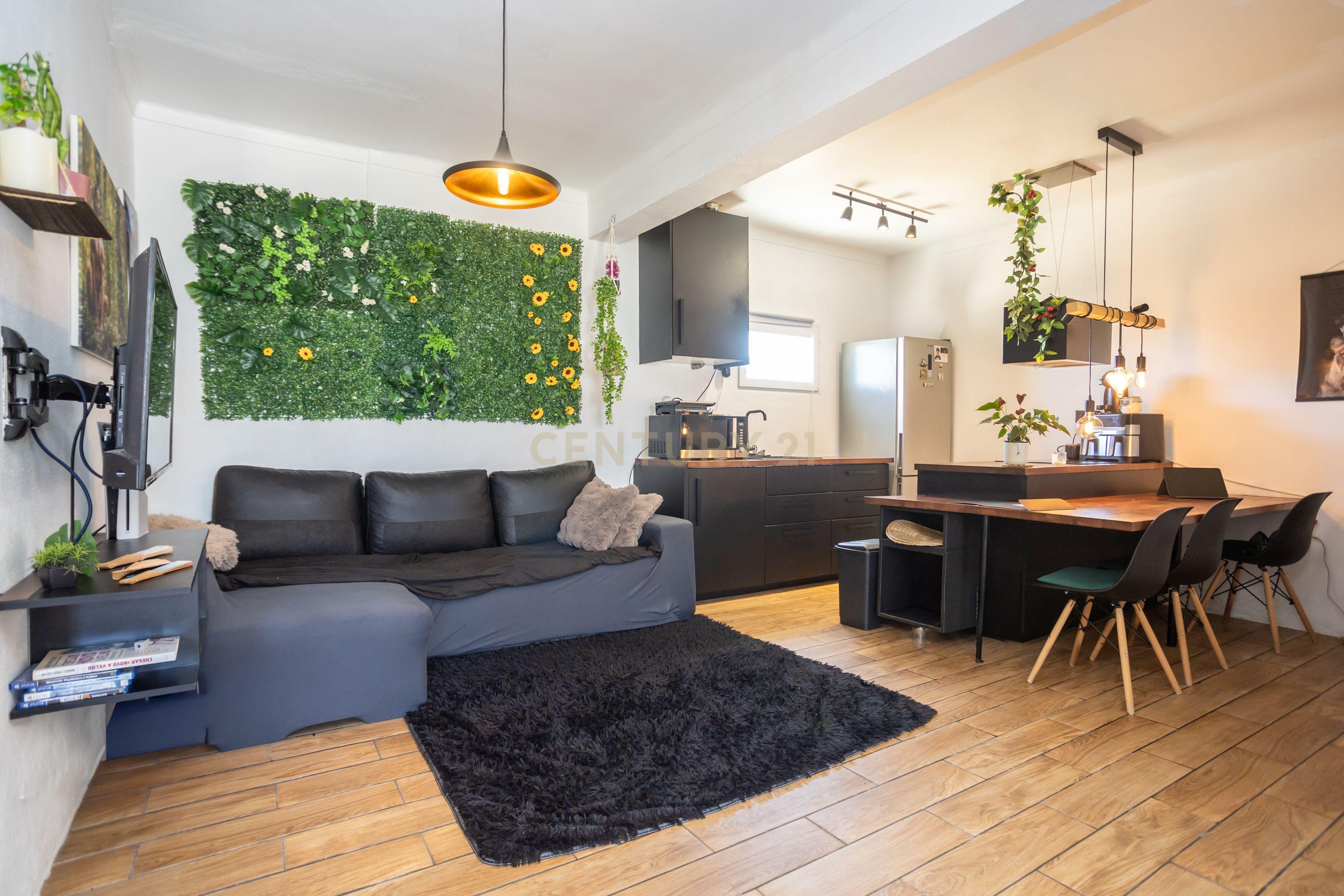 Fotografia 5 de Moradia T2 Renovada com Quintal e Jardim – O Refúgio Ideal para Viver com Tranquilidade