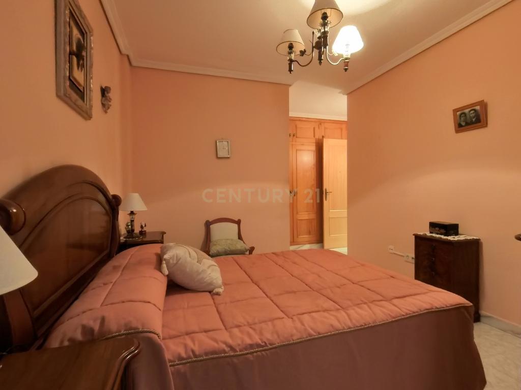  - Image 12