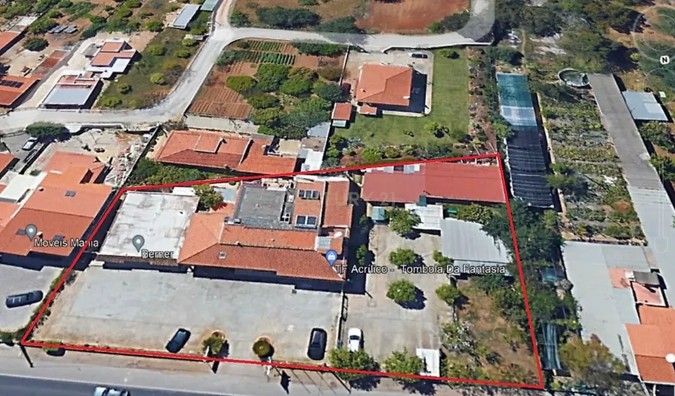 Prédio Misto em 4 estradas, Quarteira , Algarve com renda atual e potencial de otimização - Image 23