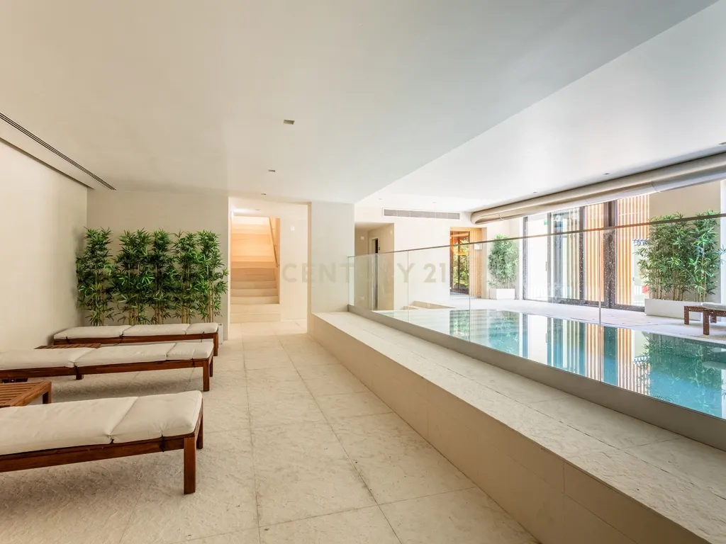 Luxuoso T1 Loft no Campo Grande, Lisboa - Image 23