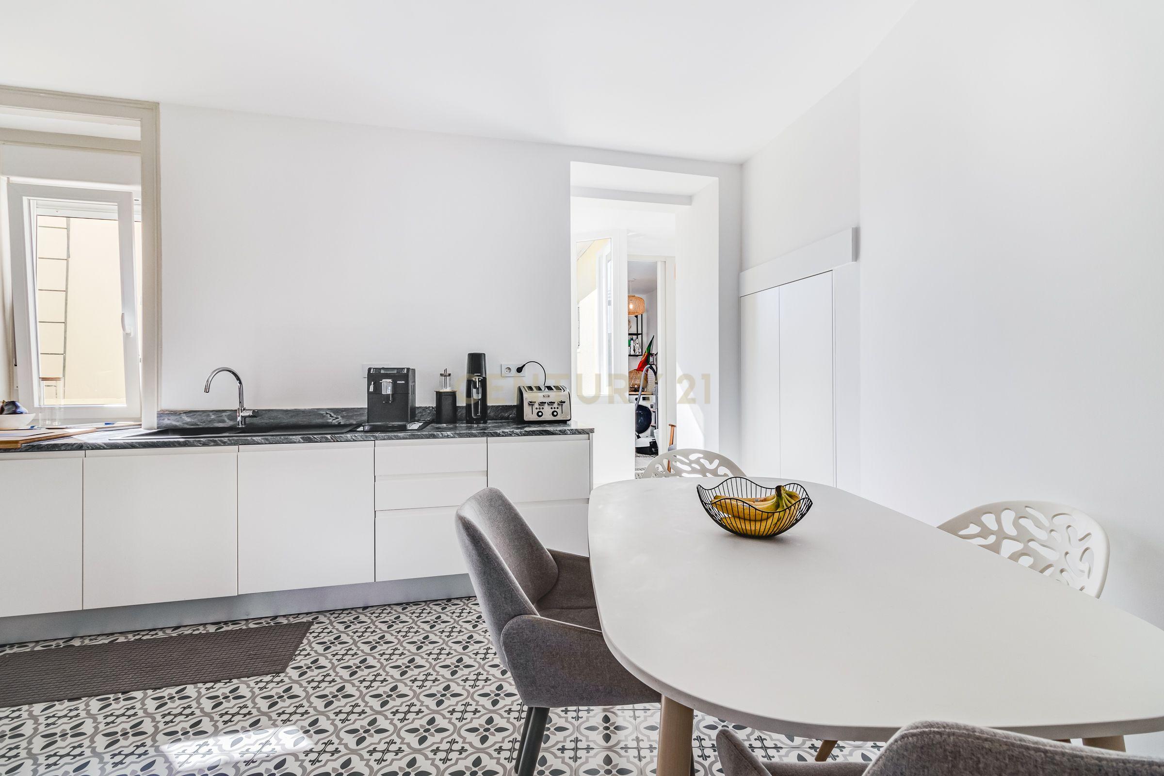 Apartamento T2 em São Vicente - Image 8