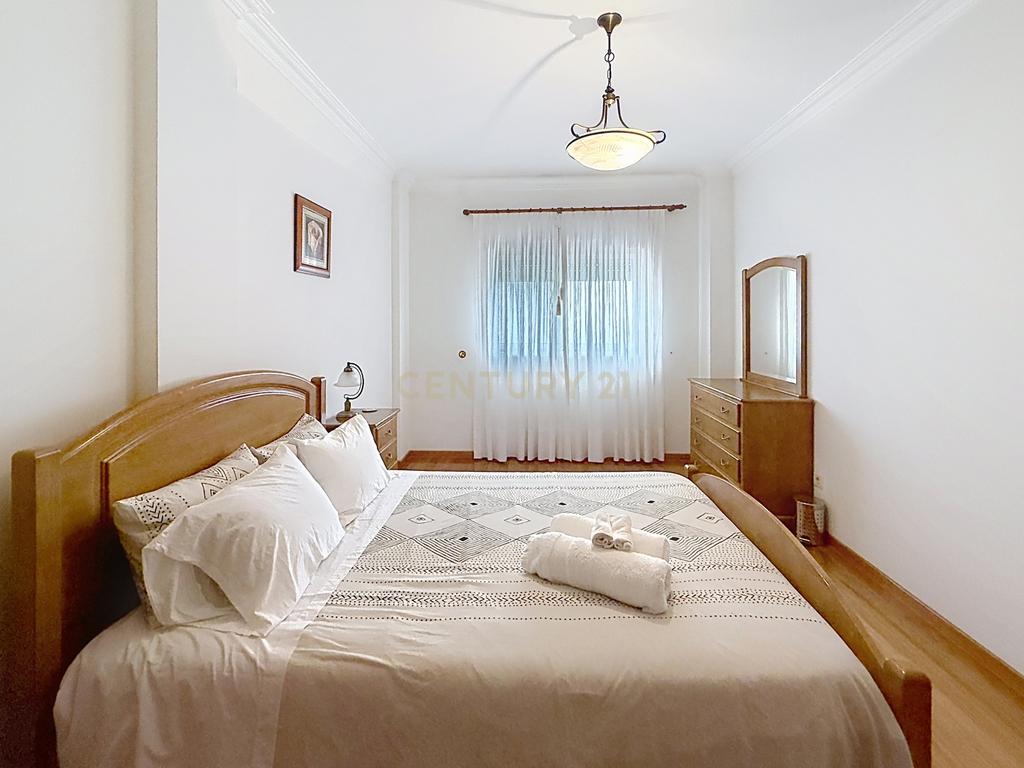 Apartamento com Vista Mar em Nazaré - 3 Quartos - Image 17