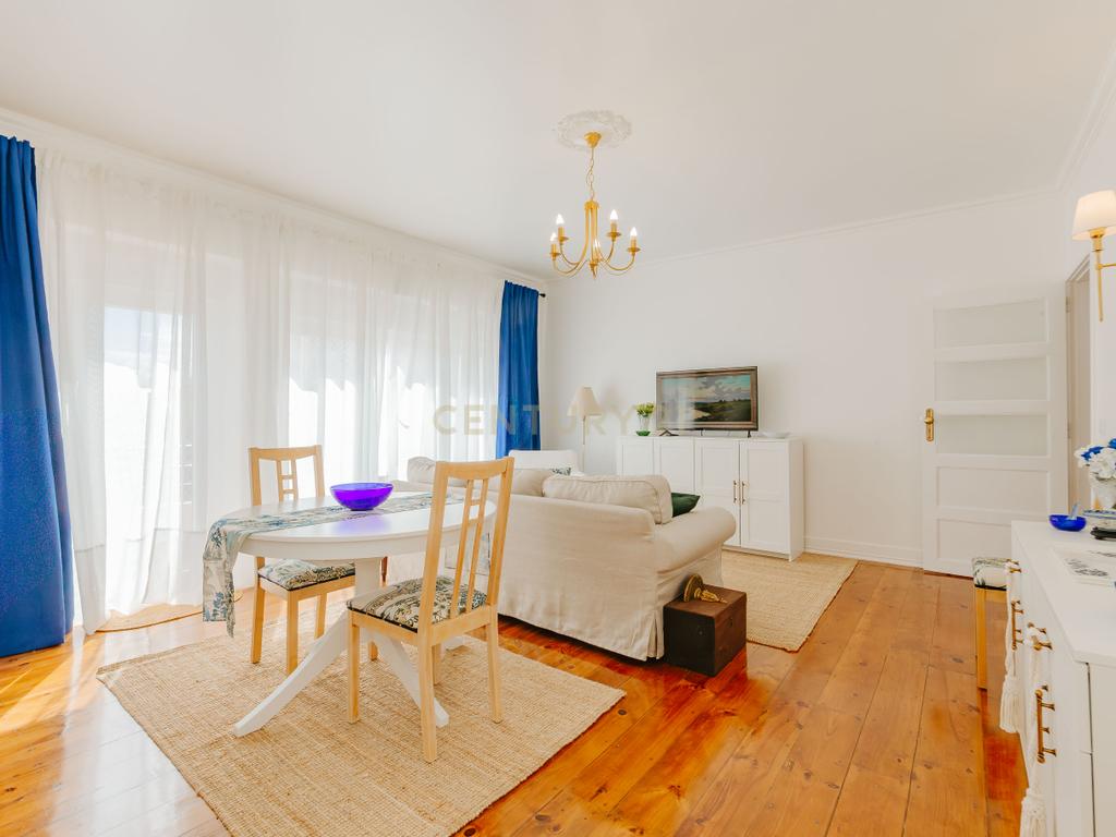 Apartamento T3+1 para Arrendar na Av de Roma completamente Mobilado I Equipado e com utensílios - Image 1