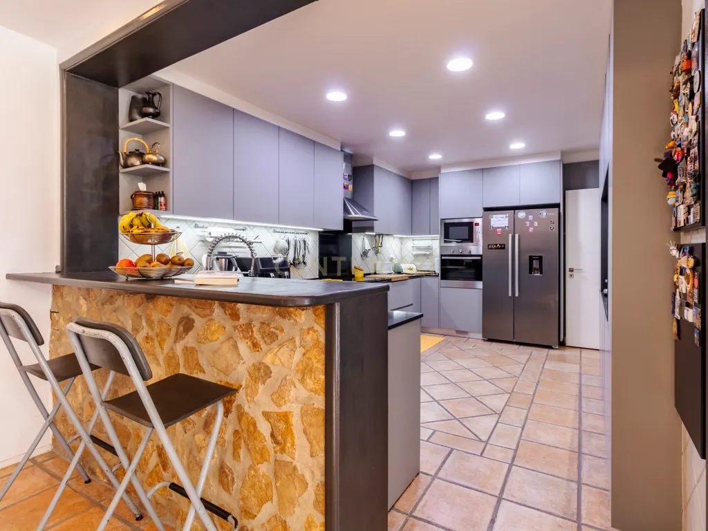 Moradia T4 como nova com piscina na Marisol em Lote de 500m² - Image 33