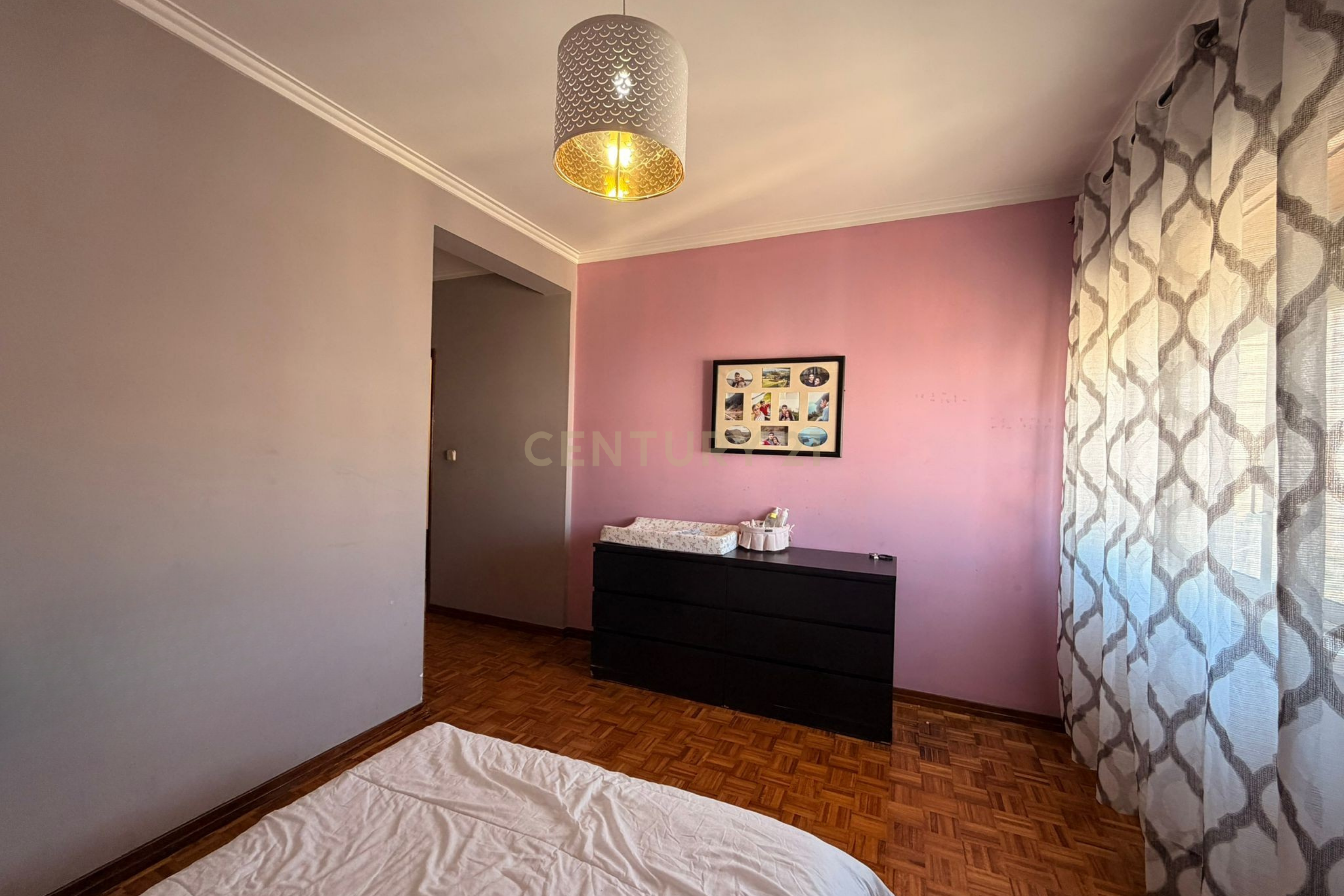 Fotografia 8 de Apartamento T2 em Vialonga com Vista para o Rio