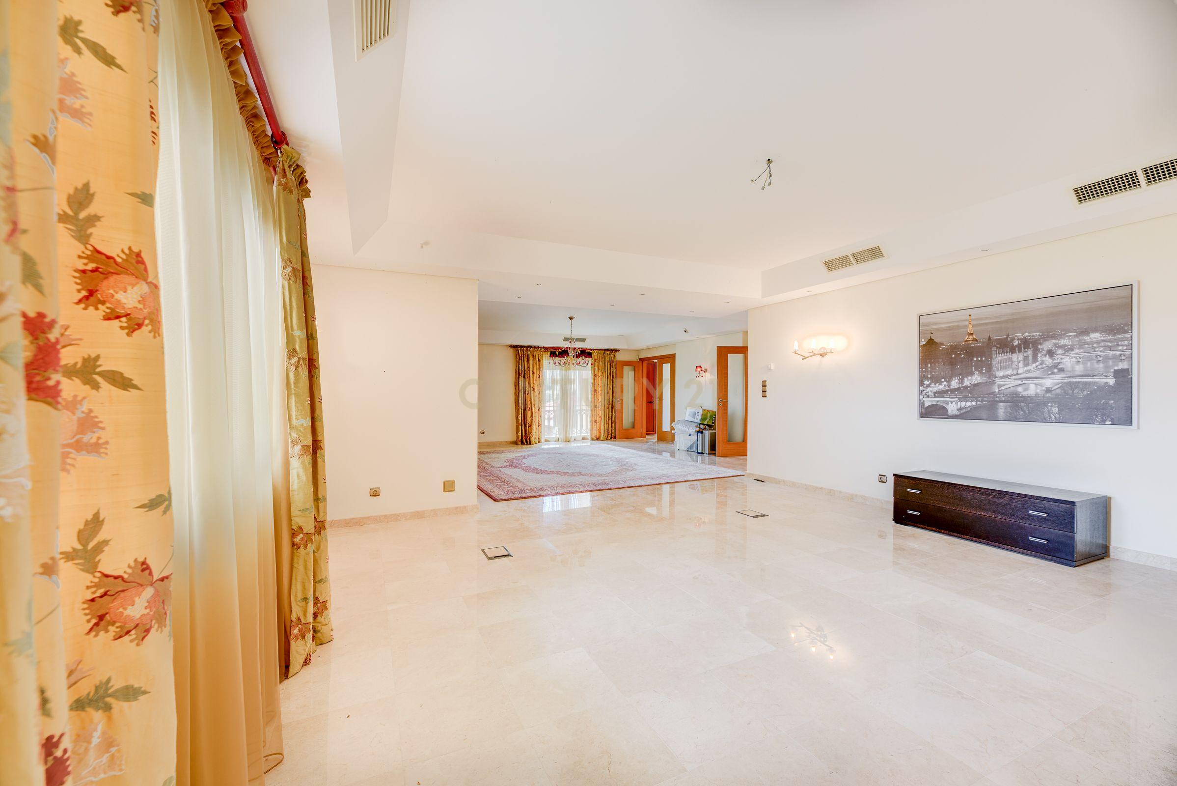Moradia T7 de sonho! - Image 10