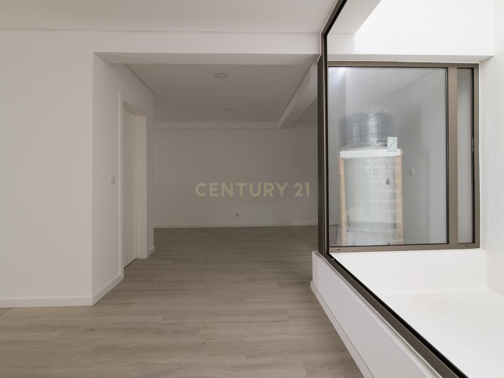 Condomínio Villas d’Ouro – Exclusividade e Conforto no Coração de Sesimbra - Image 54