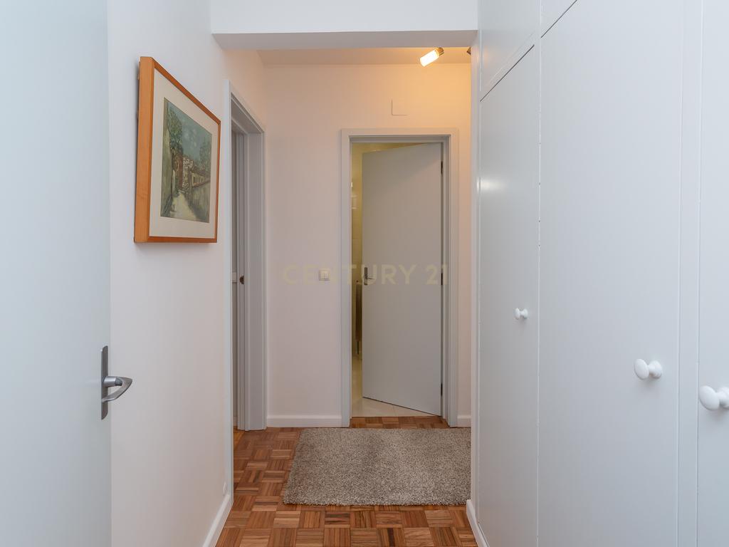 Apartamento T2 para arrendamento em Alfornelos, Amadora - Image 16