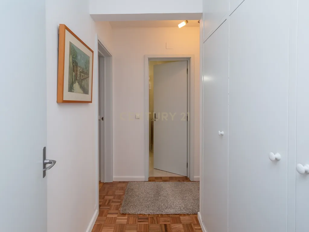 Apartamento T2 para arrendamento em Alfornelos, Amadora - Image 16
