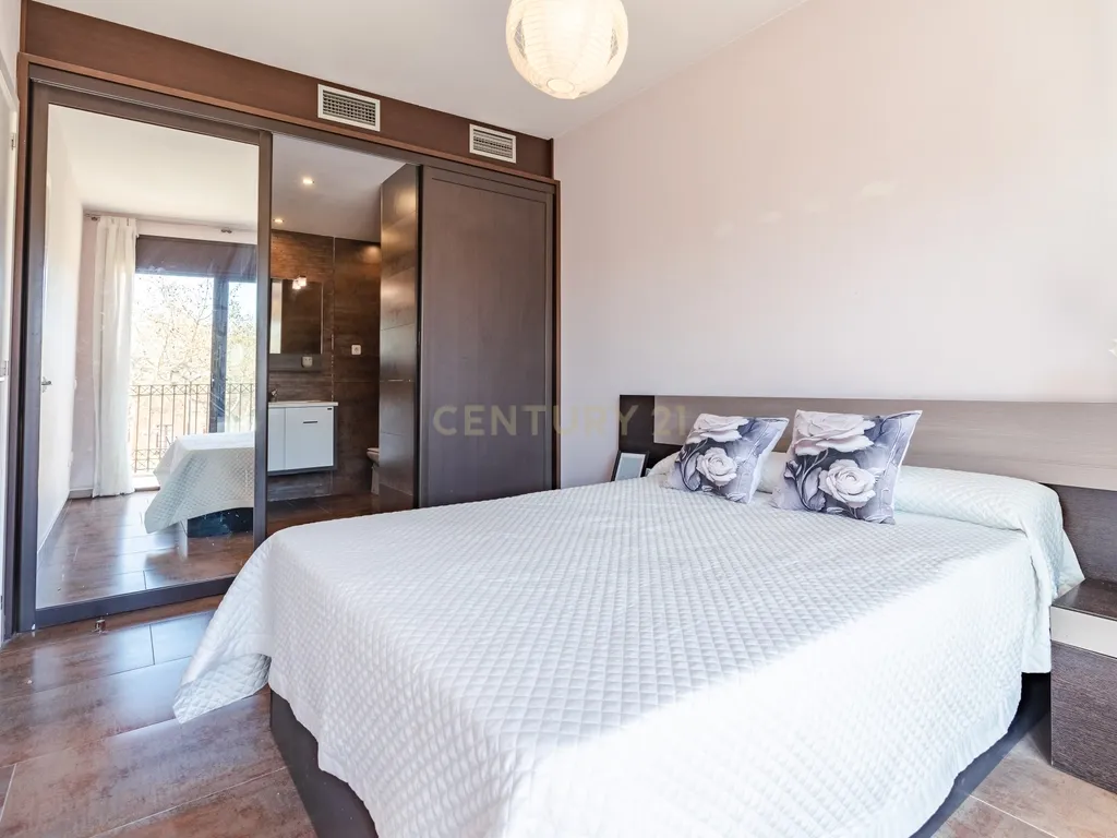 Apartamento amplo de 3 quartos no coração de Vendrell - Image 40