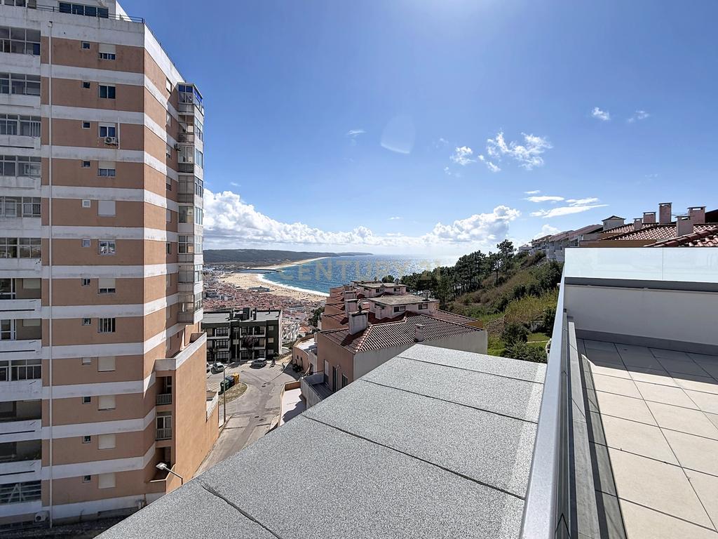 Apartamento Novo com Terraço e Piscina Privativa em Nazaré - Image 55